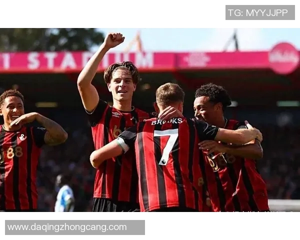 曼联热刺两强对话：谁将脱颖而出成为英超争冠黑马？